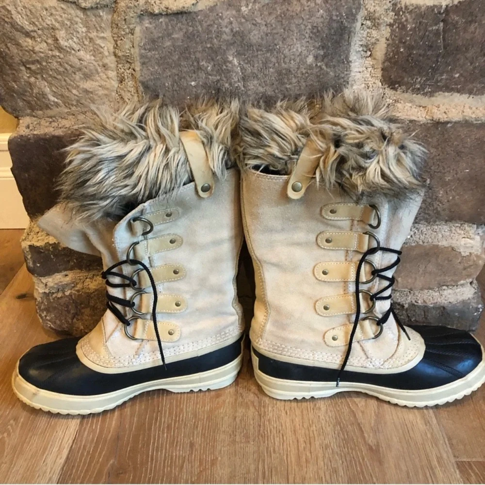 🔥SOREL🔥 Joan of Artic sz 7 price firm!